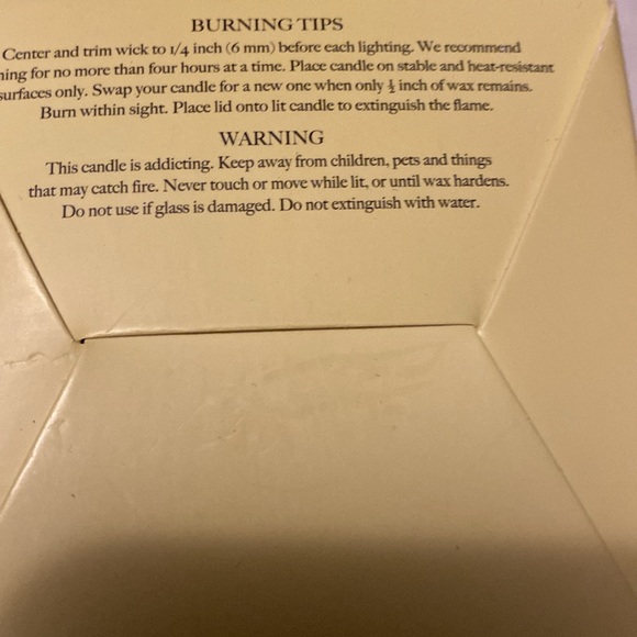 Forve mood spring flings candle 10.oz - Picture 5 of 5